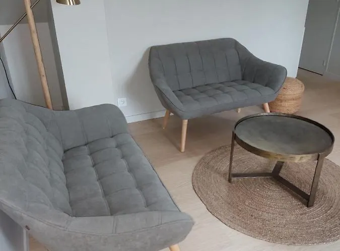 Un Brin De Fantaisie Dans Le Centre De *